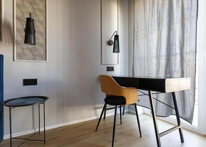 Golden Apartments Wroclaw - Great Location - Cozy And Bright&Janapawla19