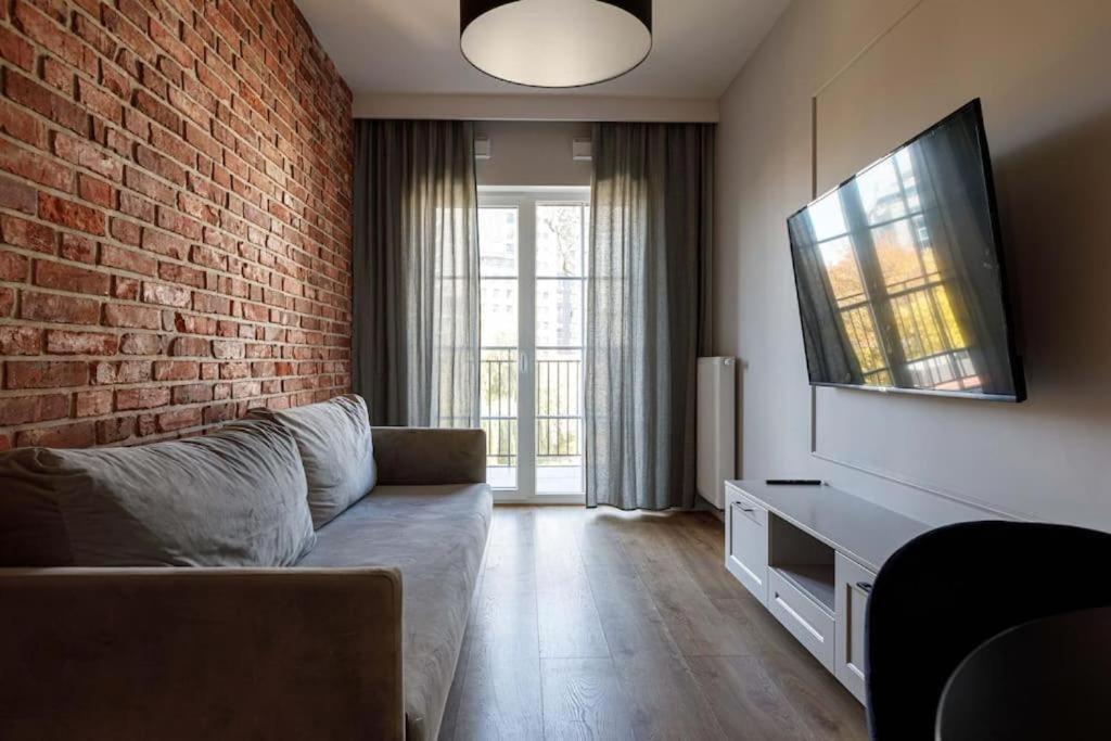 Golden - Great Location - Cozy And Bright&janapawla19 Apartmán